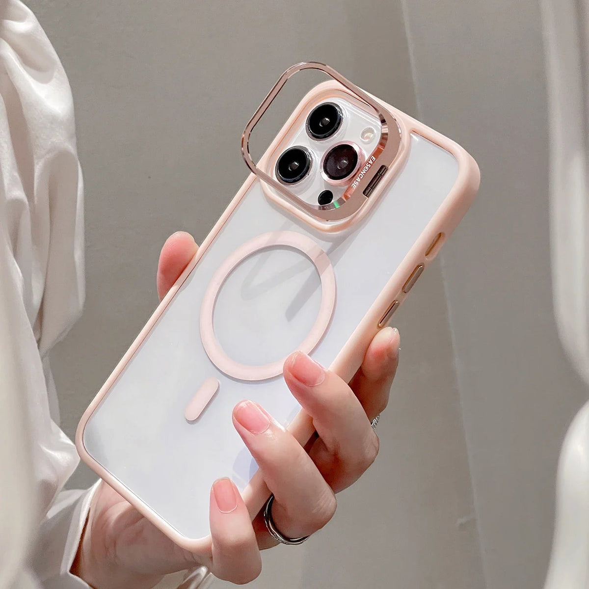 Nano Flex case with complete protection and flexible support