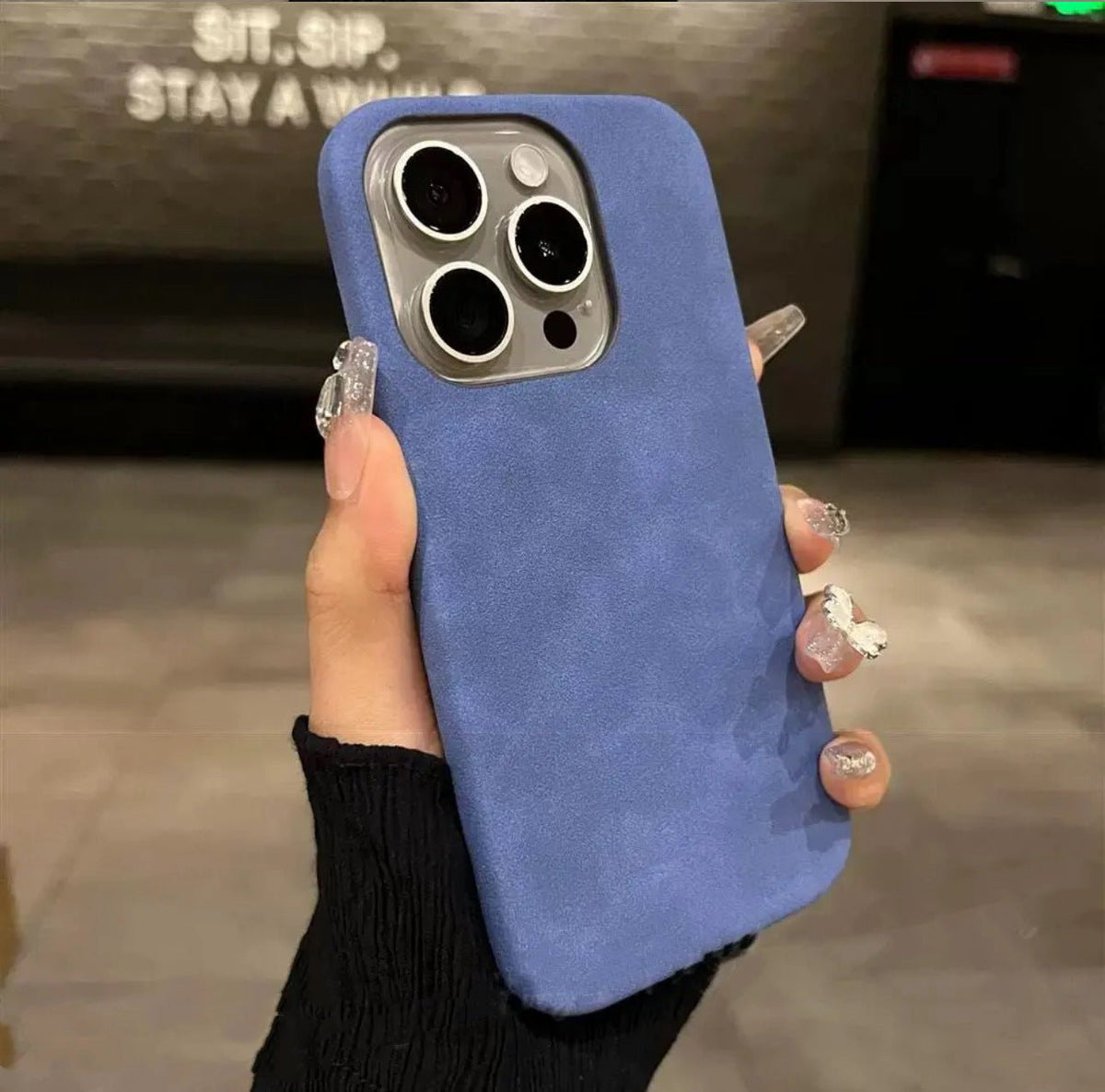 iPhone case in suede and minimalist design