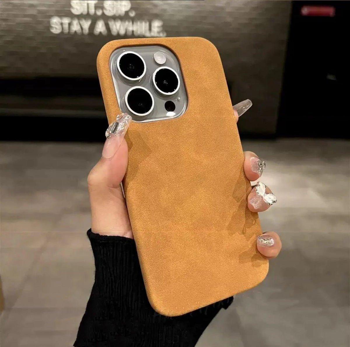 iPhone case in suede and minimalist design