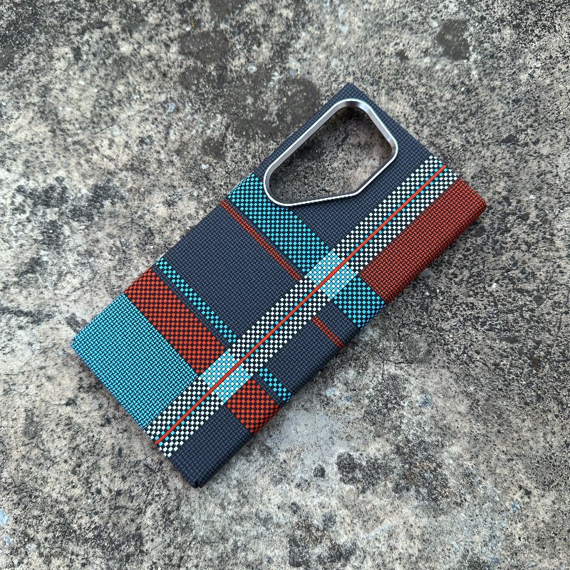 Samsung case in carbon fiber and metal