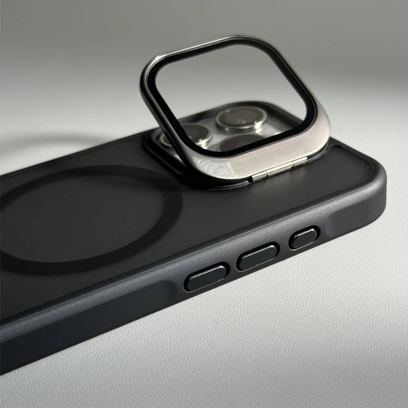 iPhone Nano Ultra case with armored camera protection and MagSafe