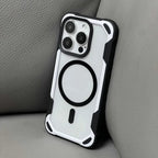 Minimalist iPhone Case with Rubber Protection and MagSafe Charging