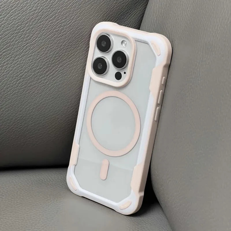 Minimalist iPhone Case with Rubber Protection and MagSafe Charging