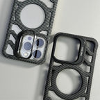 iPhone Slim Carbon case and MagSafe charging