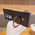 Samsung Case with Carbon Finish and MagSafe Charging