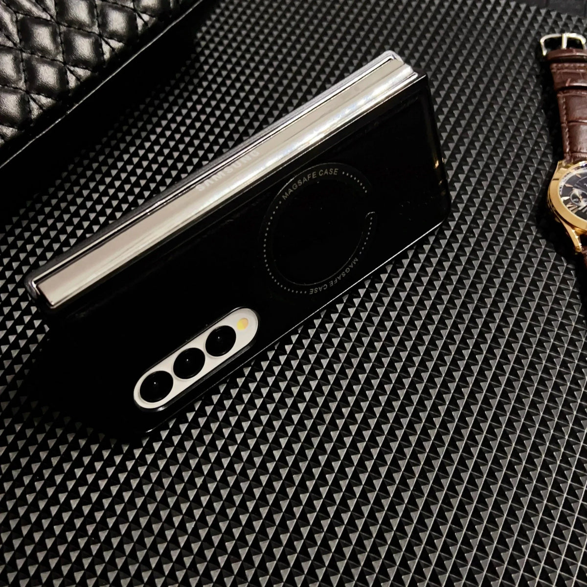 Samsung Z Fold Leather Case with MagSafe Charging