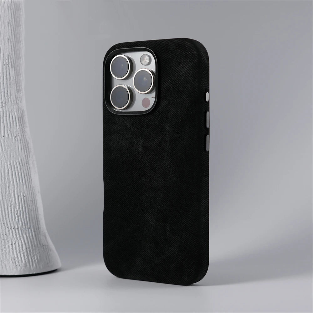 Fabric iPhone Case and MagSafe Charging