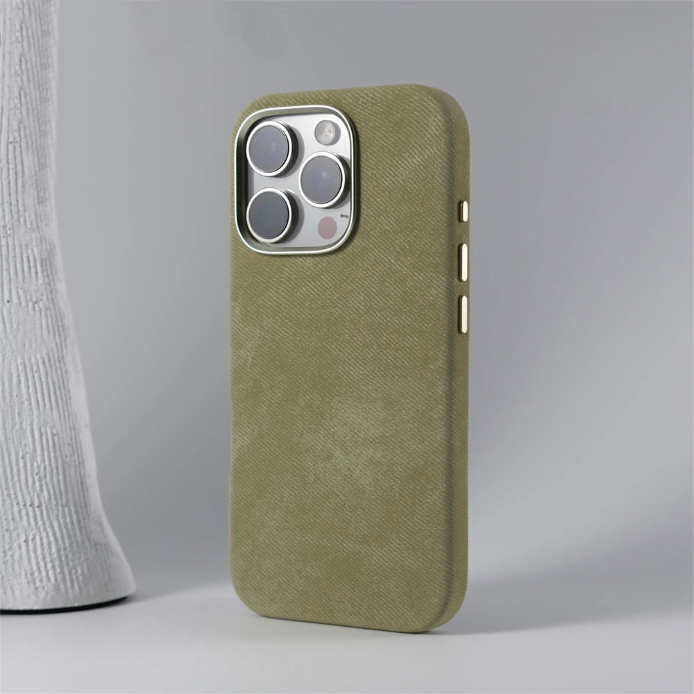 Fabric iPhone Case and MagSafe Charging