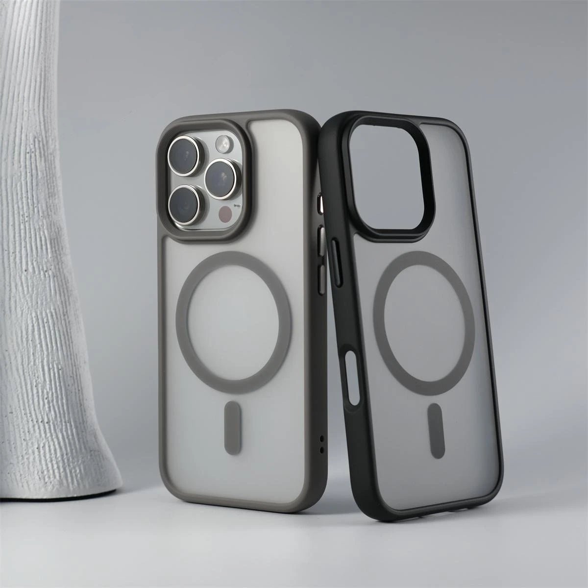 Minimalist Matte Effect iPhone Case with MagSafe Charging