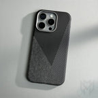 iPhone Case in Leather and Carbon with Anti-impact Protection