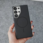 Samsung Textured Carbon Fiber Case with MagSafe Charging