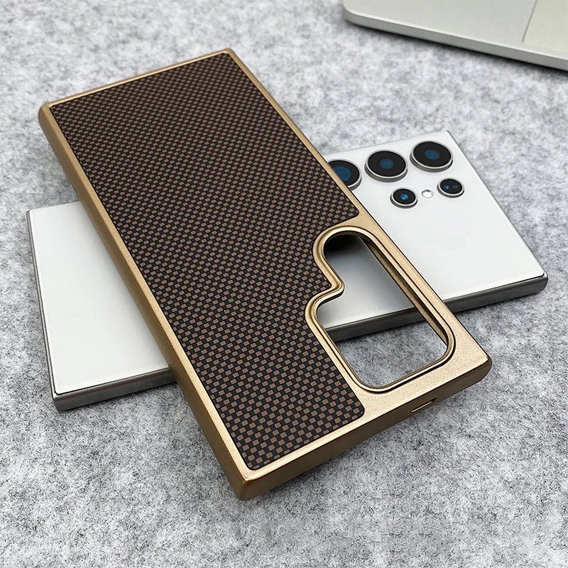 Samsung Luxury Carbon Case with MagSafe Charging