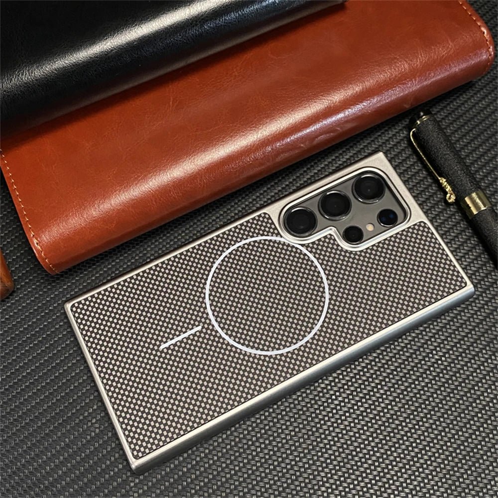 Samsung Premium Minimalist MagSafe Carbon Fiber Case