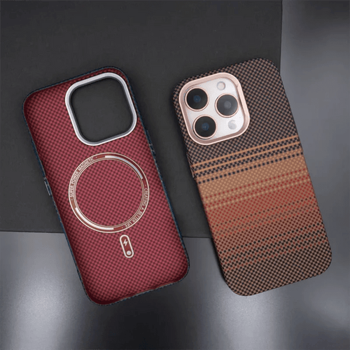 Gradient Carbon Fiber iPhone Case with MagSafe