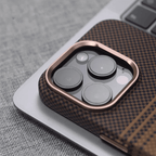 Gradient Carbon Fiber iPhone Case with MagSafe