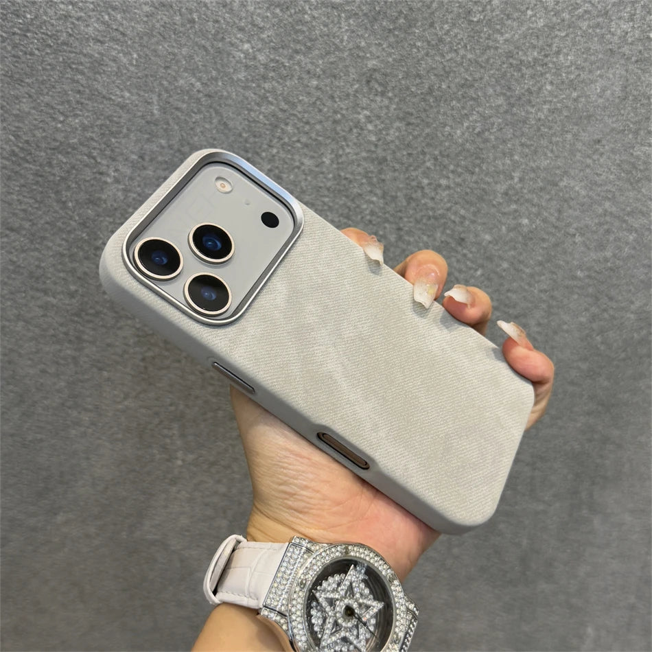 iPhone Case in Comfort Fabric and MagSafe Charging
