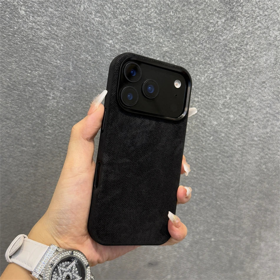 iPhone Case in Comfort Fabric and MagSafe Charging