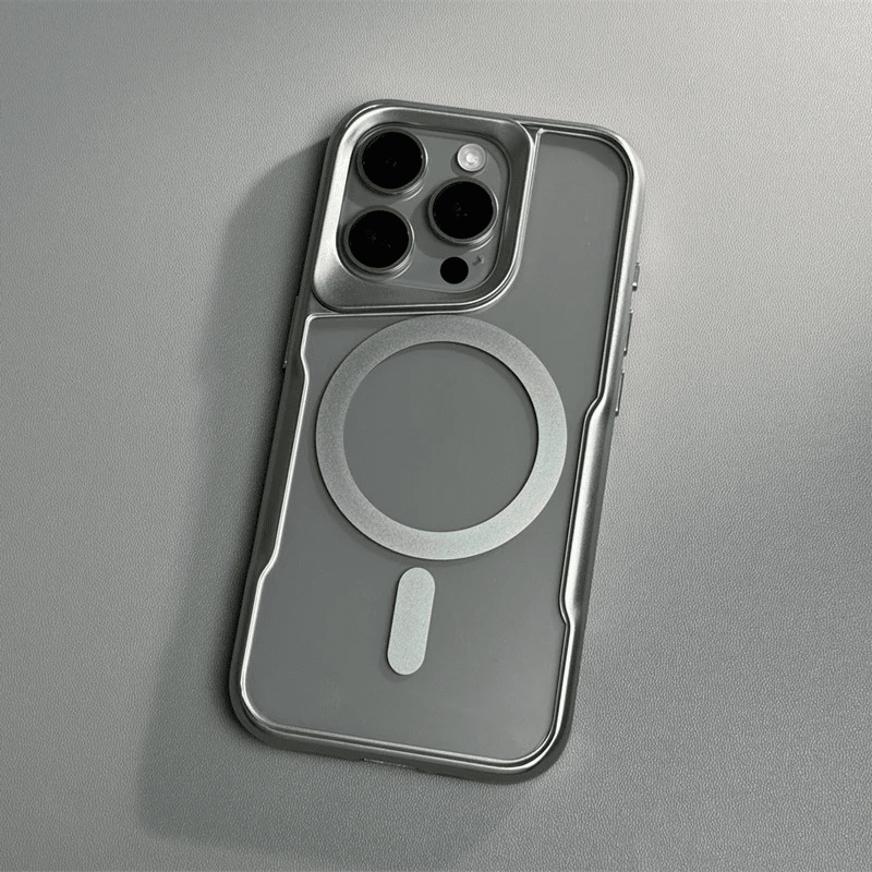 Minimalist Transparent iPhone Case with MagSafe