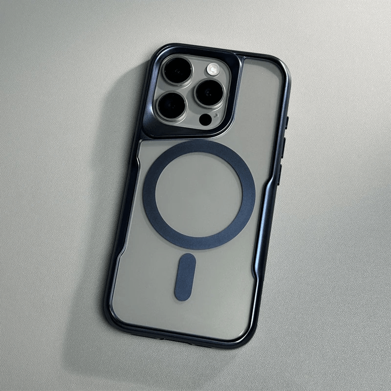 Minimalist Transparent iPhone Case with MagSafe