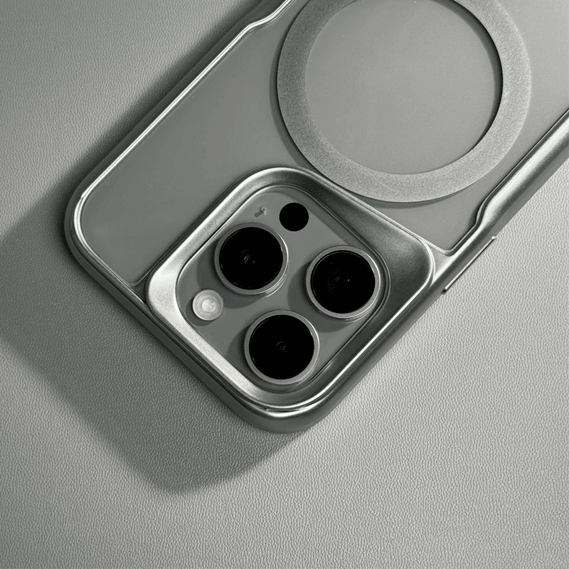 Minimalist Transparent iPhone Case with MagSafe