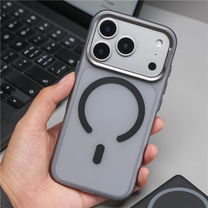 MagSafe Minimalist Matte iPhone 17 Case