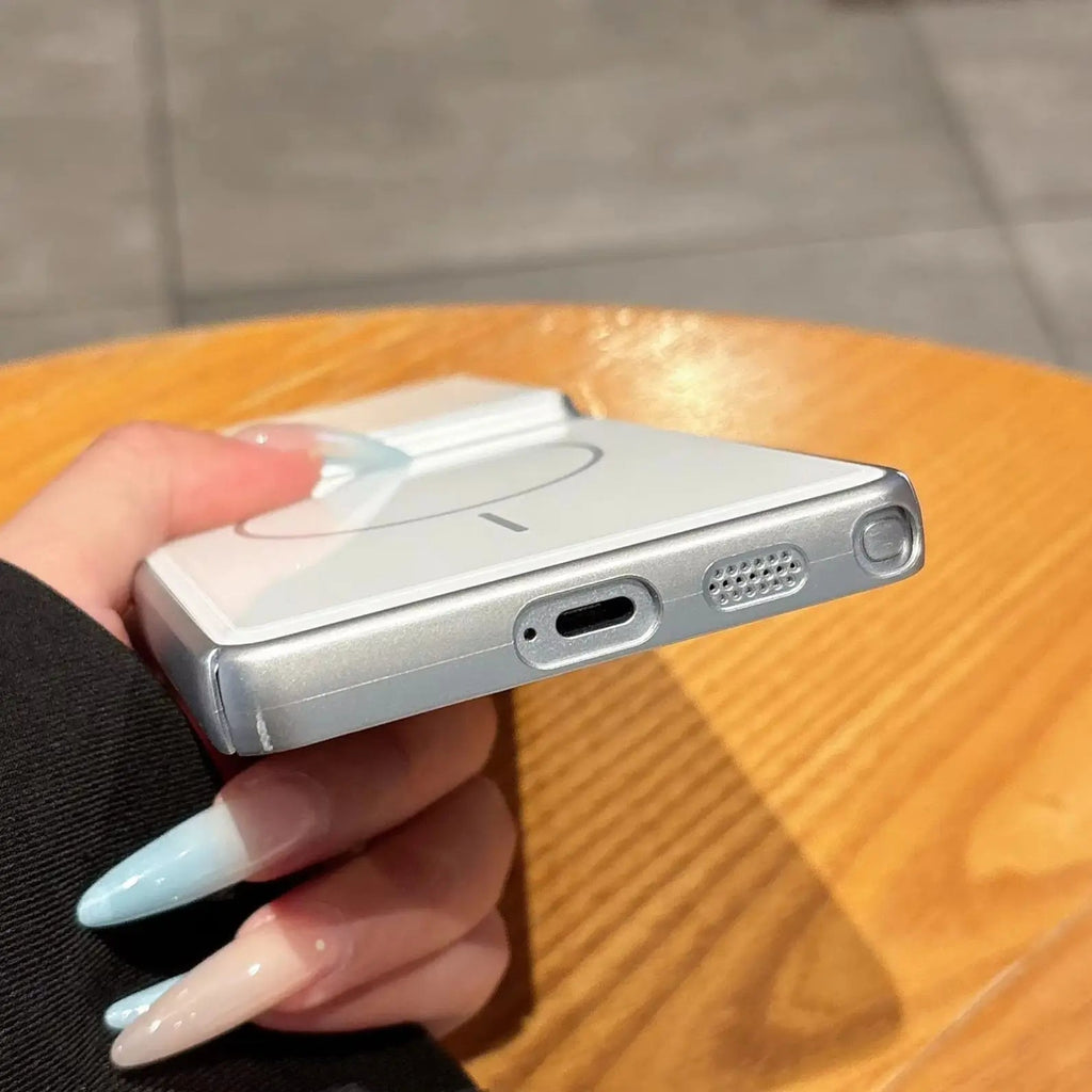 Samsung Crystal Case Lens Protection and MagSafe